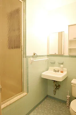 Rented by JK Dansar Corp | media 12