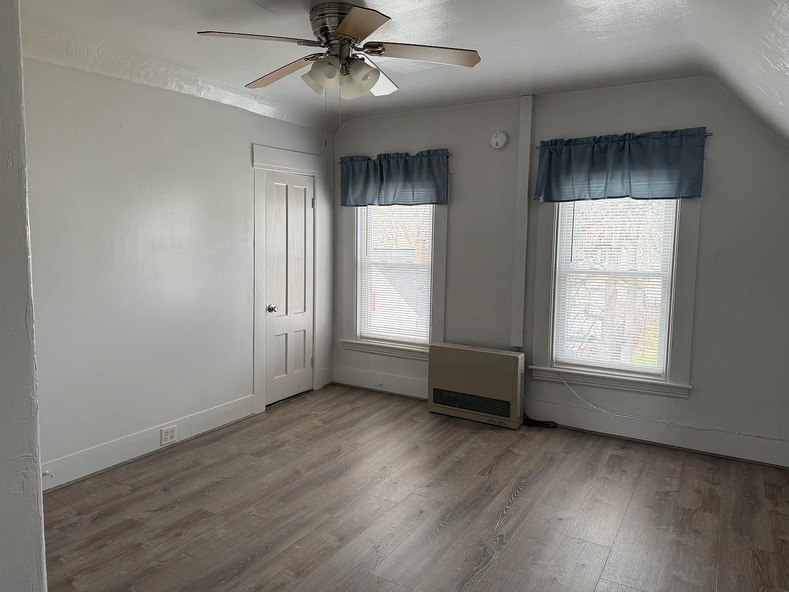 1 bed, 850 sqft, $1,600 — Photo 4