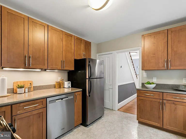 621 S Bambrey St — Photo 17