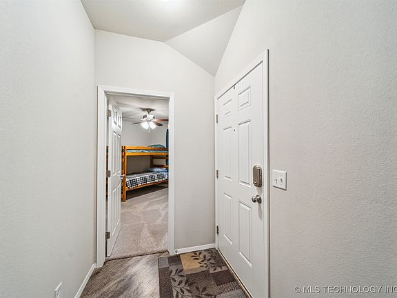 4th image of 14995 S 276th East Ave