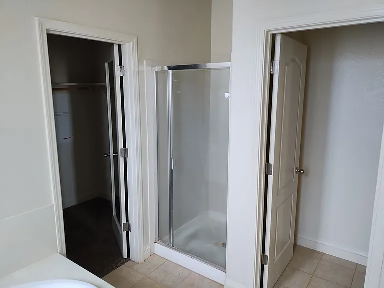 2533 Balmy Ct — Photo 8