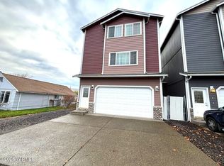 104 E Home Ave #A, Selah, WA 98942