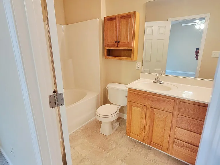 8327 Glenwood Springs Ct — Photo 26
