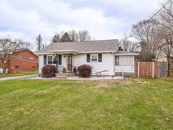 1195 Donohoe Rd, Latrobe, PA 15650