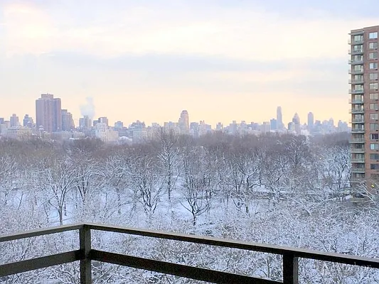 Rented by Anchor Associates | media 18