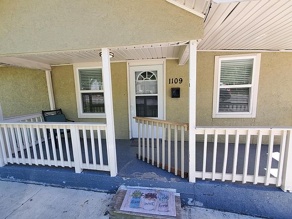4th image of 1109 E 84th St