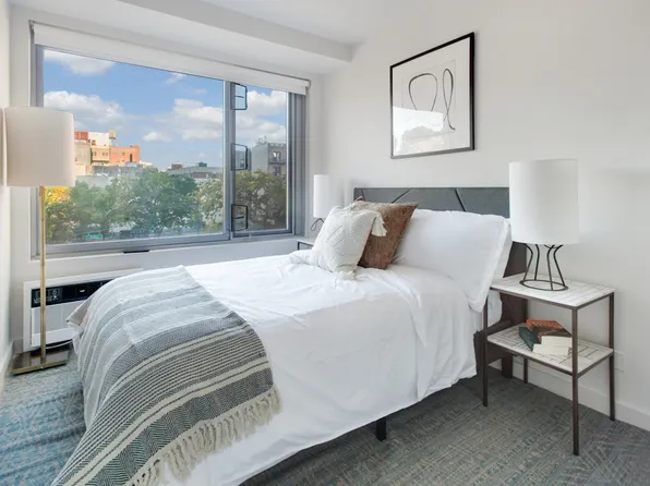 1309 5th Avenue image 1 of 19