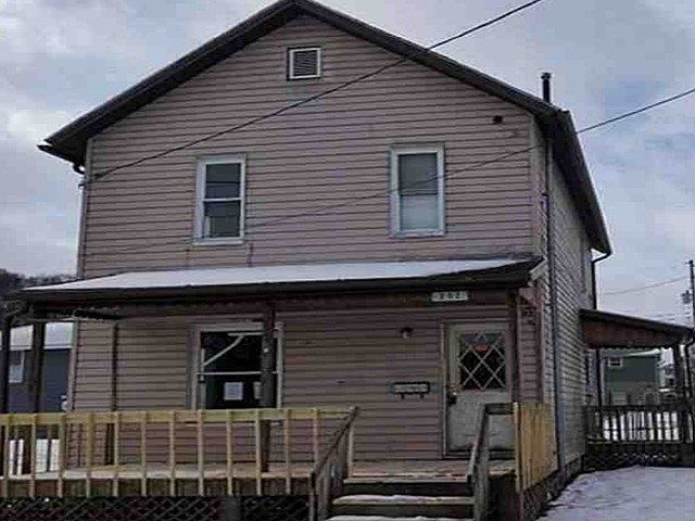 1st image of 202 Parker Ave