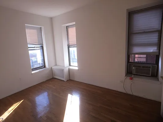 Rented by Sheila M Apfel, LREB | media 19