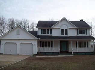 238 Browning Rd, Norwich, CT 06360