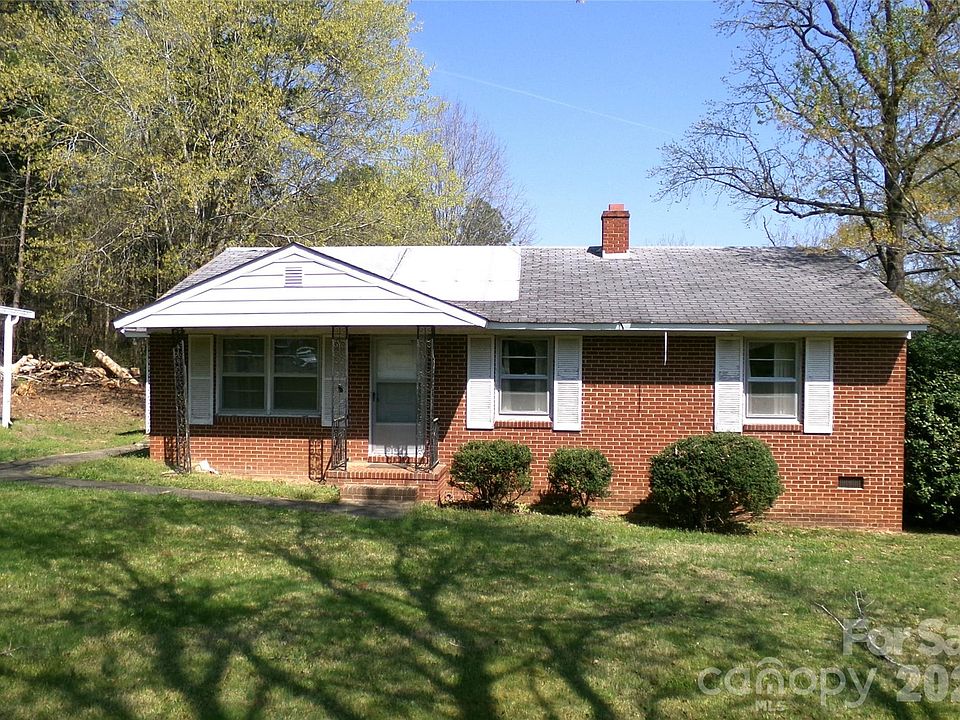 1st image of 1317 Ross Dr #2