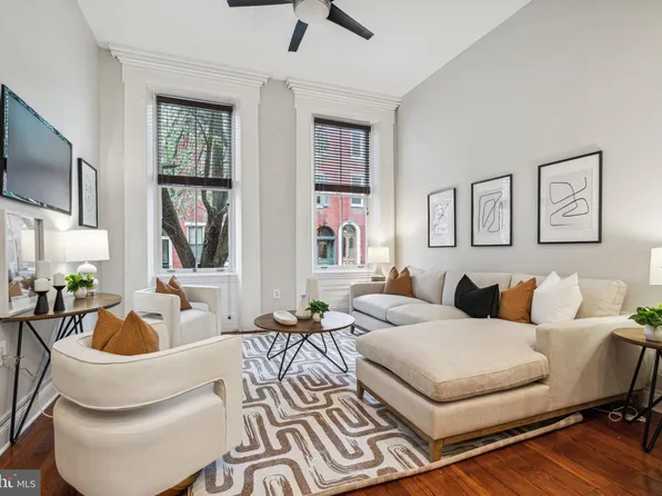 1707 Wallace St #1F, Philadelphia, PA 19130