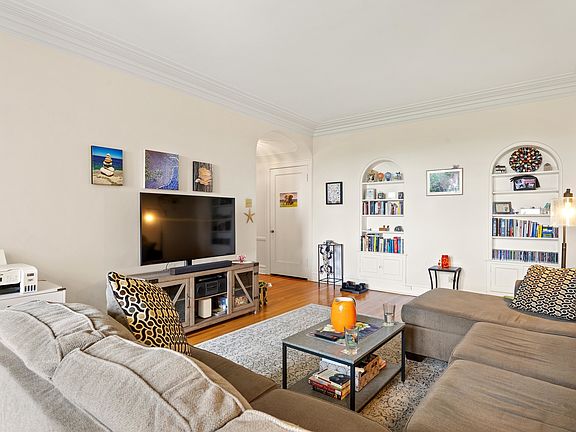 5th image of 5838 S Stony Island Ave APT 9E