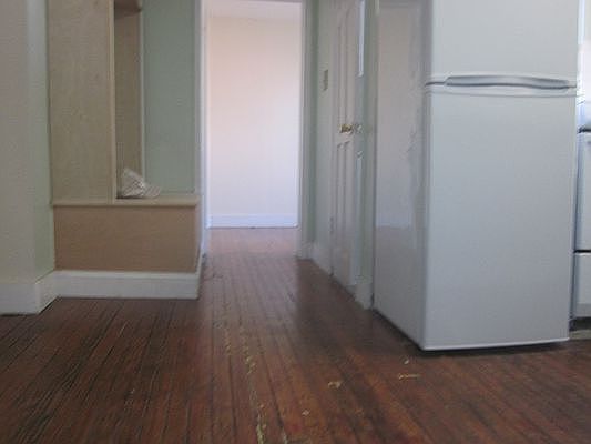 2nd image of 327 Bedford Ave #F5