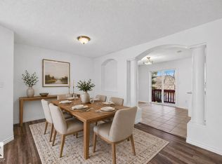 1237 Carter Crest Rd NW #6, Edmonton, AB T6R2R2