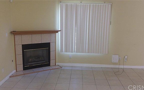 4th image of 7337 Balboa Blvd Unit 6