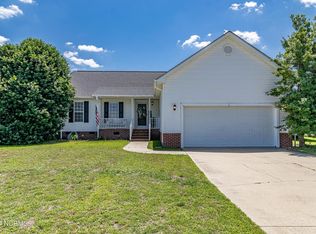102 Barkridge Pl, Goldsboro, NC 27534