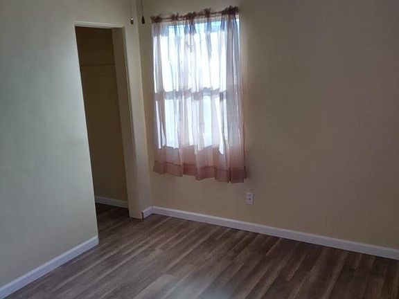 3rd image of 1241 N Palo Verde Ln