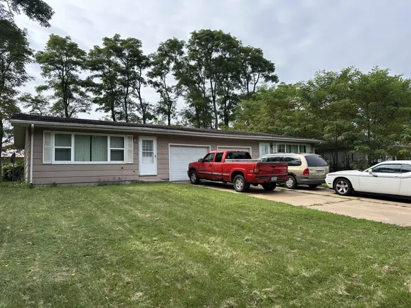 2820-2822 Beverly Hills Dr, 2820-2822 Beverly Hills Dr #2820, Eau Claire, WI 54701