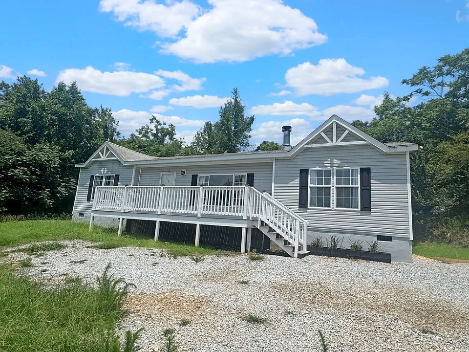 2496 Venture Dr