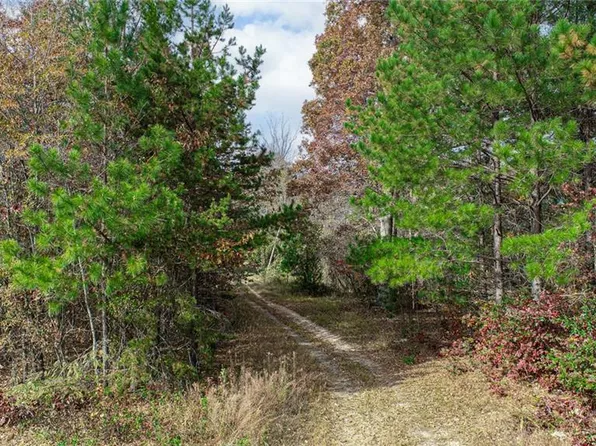 898 Sandy Cross Rd, Reidsville, NC 27320