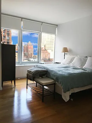 Rented by Brooklyn Bridge | media 10