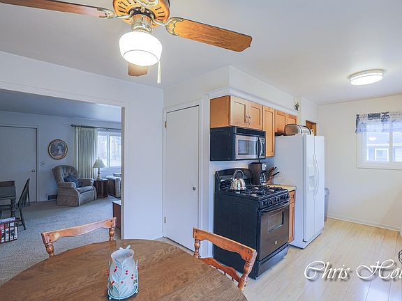4th image of 3781 Williamson Ave NE