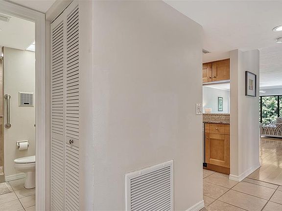 2nd image of 835 S Osprey Ave APT 201