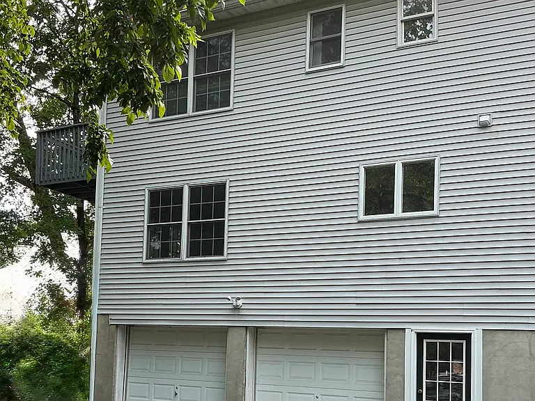 125 Summit Ave — Photo 22