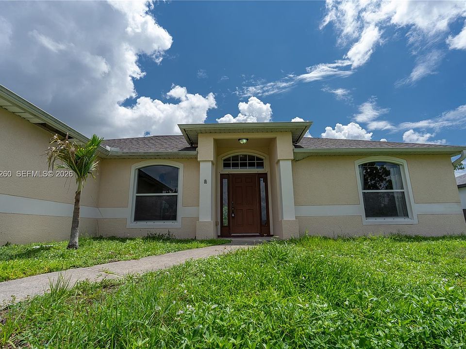 1st image of 4129 NE 19th Pl