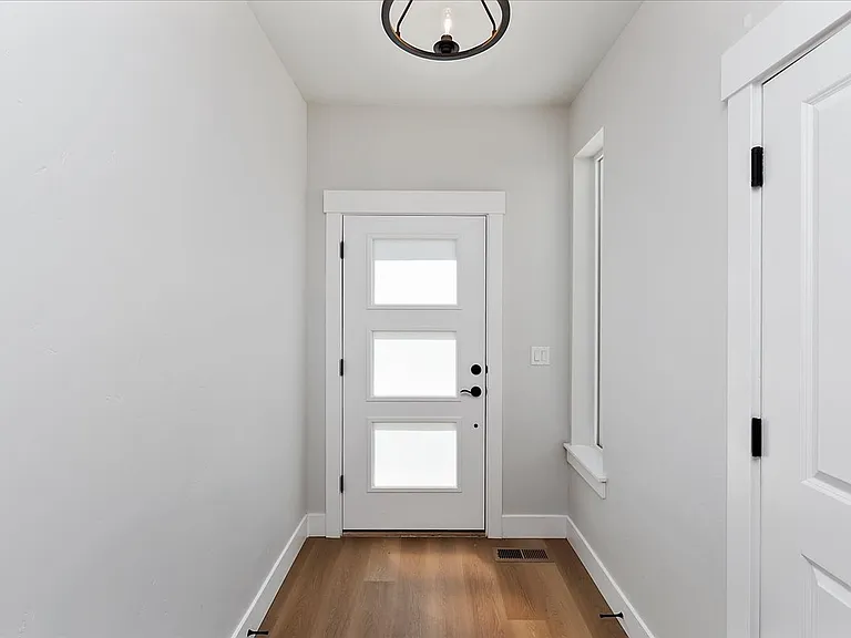 Bradbury Luxury Townhomes — Photo 63