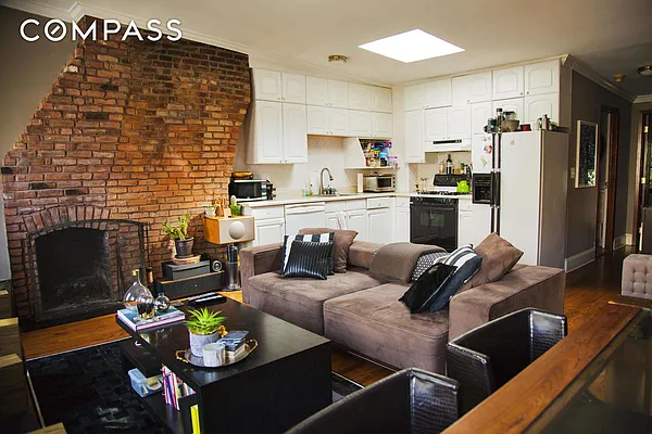 Rented by Compass | media 11