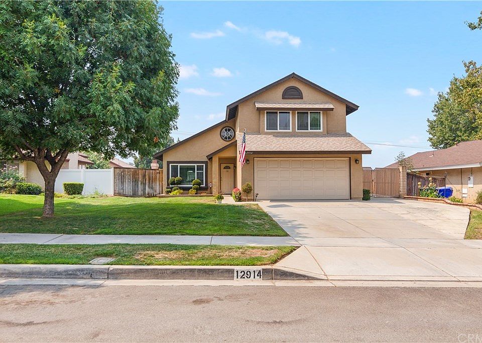 1st image of 12914 Foxwood Dr