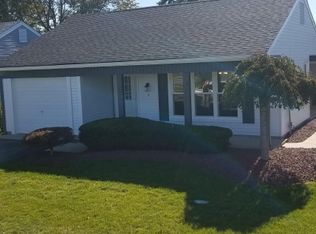 11 Frilham La, Manchester, NJ 08759