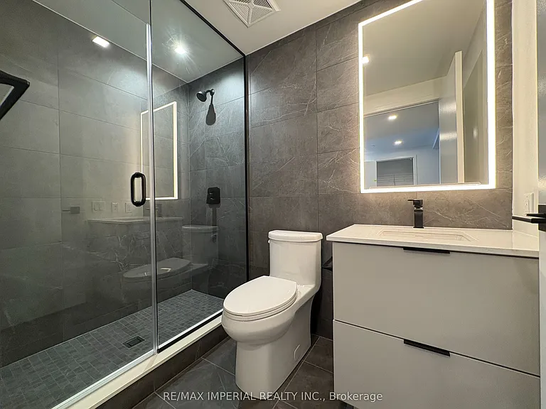609 Sherbourne St #4210 — Photo 9