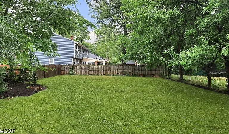 1751 Mountain Ave — Photo 21