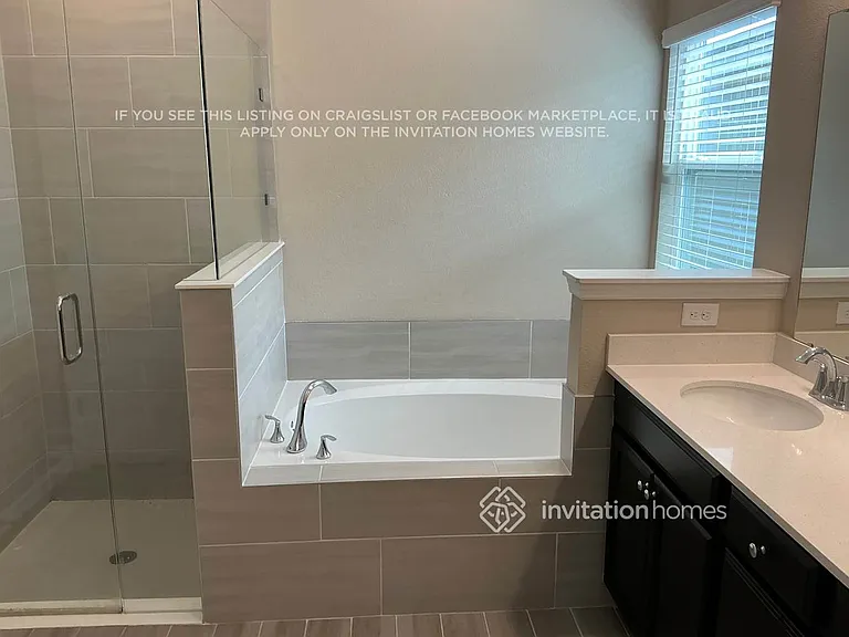 9790 Lovage Ln — Photo 17