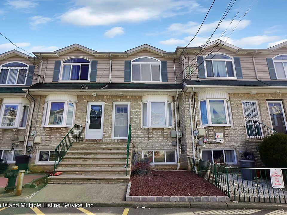 1st image of 24 Lyceum Ct
