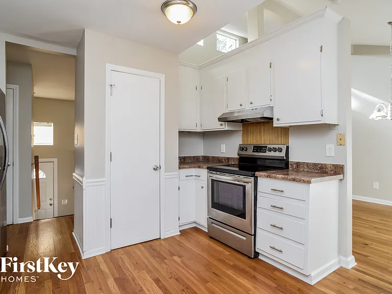 8500 Park Vista Cir — Photo 6