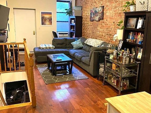 3rd image of 339 E 81st St APT 1B