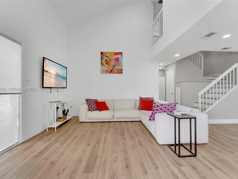 20903 Leeward Ct #311-1 — Photo 2