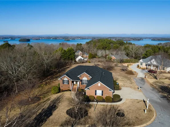 503 Ridgewood Ct, Seneca, SC 29672