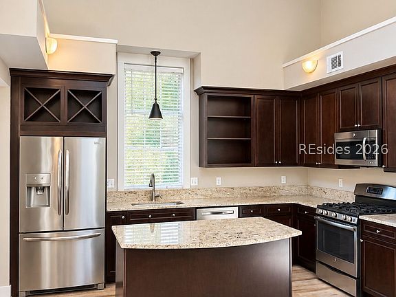 5th image of 625 Spanish Wells Road Unit 6