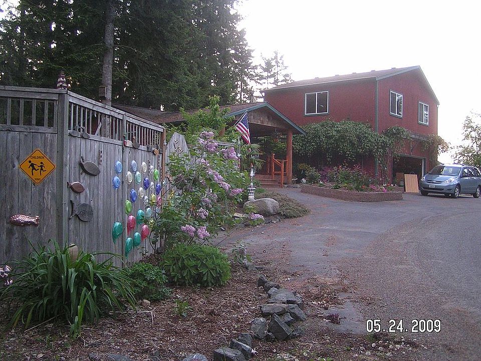2nd image of 641 E Creekside Dr