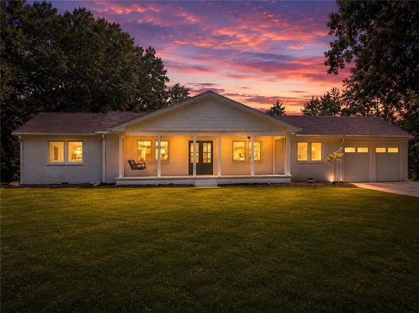 745 Honeysuckle Rd, Gainesville, GA 30501