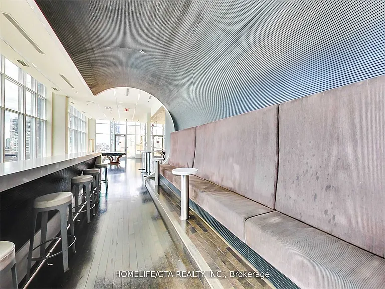 126 Simcoe St #307 — Photo 38