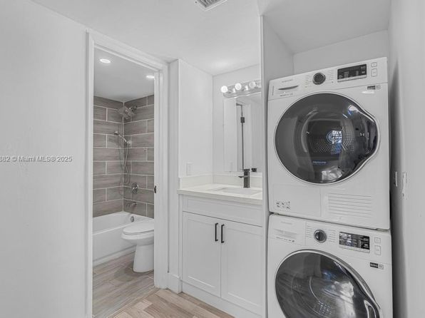 110 Fontainebleau Blvd APT 202, Miami, FL 33172