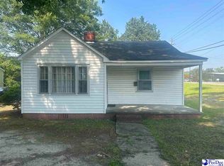 2 Depot St, Cheraw, SC 29520