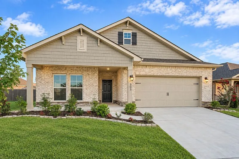 303 Ivyleaf Dr