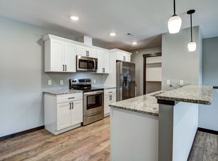 102 Ridge Rd #12, Osceola, WI 54020